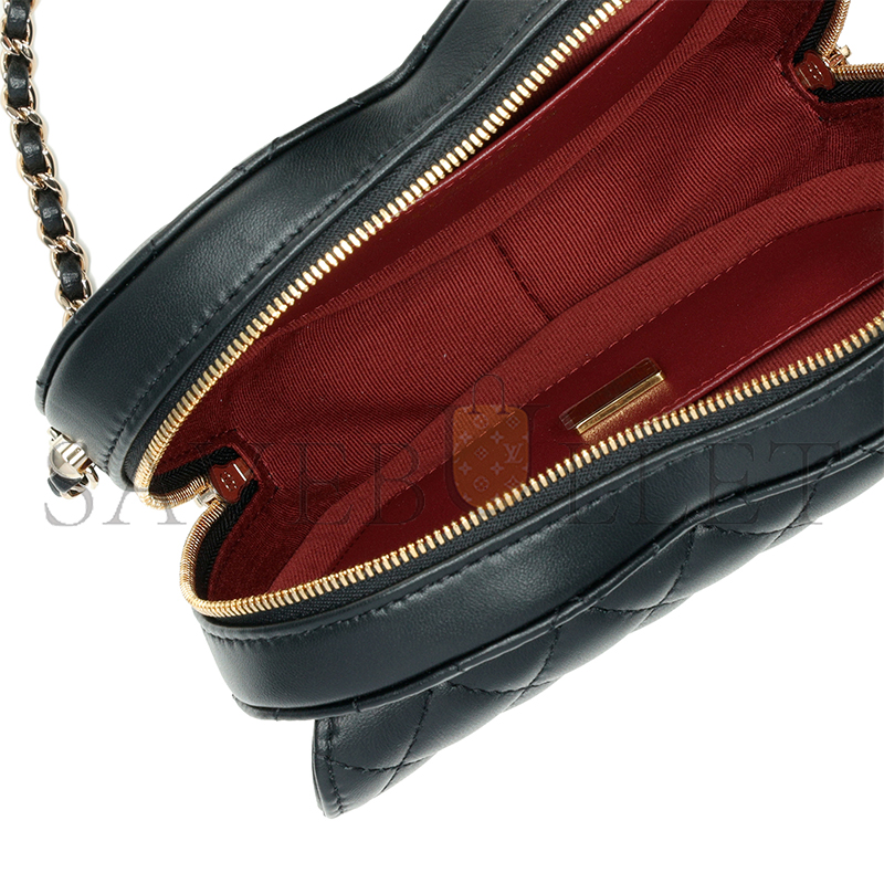 CHANEL BLACK QUILTED LAMBSKIN CC IN LOVE HEART BAG GOLD HARDWARE AS3191 (18*16.5*6.5cm)
